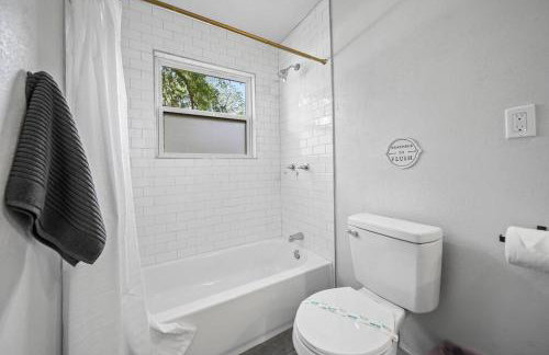 Midtown Modern Cottage - Foto 16