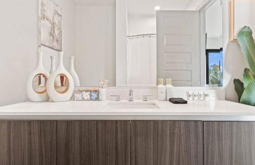 NEW! Luxury Champagne Towers Kingbed FreeParking - Foto 20