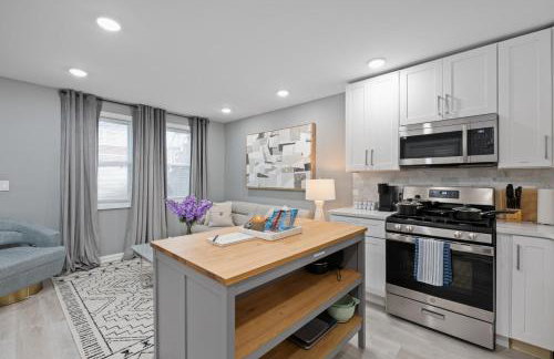 Modern Condo with Private Porch, Mins to NYC - Foto 11