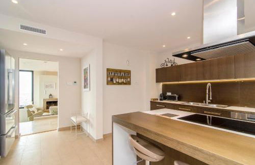 Sitges Spaces Sea View Villa- 6 Bedrooms, 5 bathrooms, 2 private pools, Near center - Foto 19