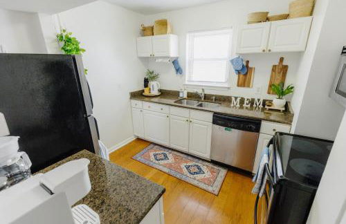 Centrally Located 2BR Overton Square Unit 2 Fast WiFi Free Parking Yes Pets - Foto 21