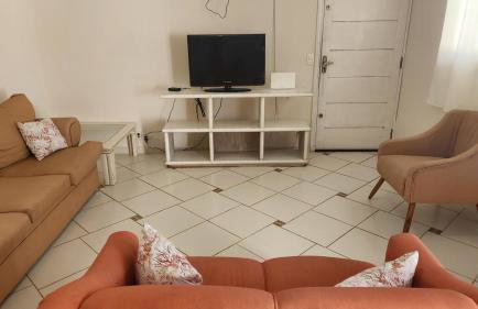 Casa Amarela Pé na Areia Itanhaém - Foto 24