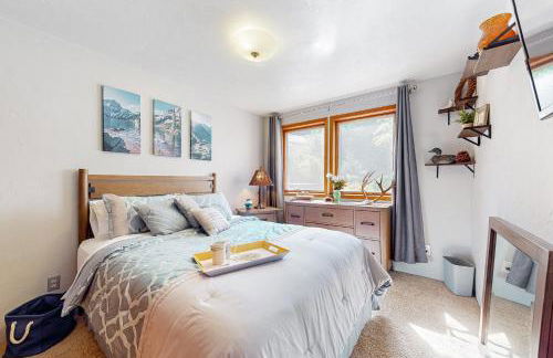 100 Yards to Foster Reservoir! Home with Hot Tub - Foto 14