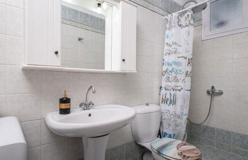 Elegant Studio by the Beach in Ireon on Semi Basement Level - Foto 11