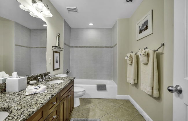 Waterfront Luxury Villa With Sunset Views And Boat Slip 3 Bedroom Townhouse by RedAwning - Foto 22