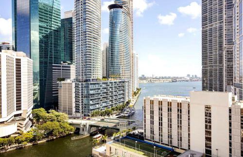 BrickellRiver LOFT with parking & 12 min to South Beach - Foto 4