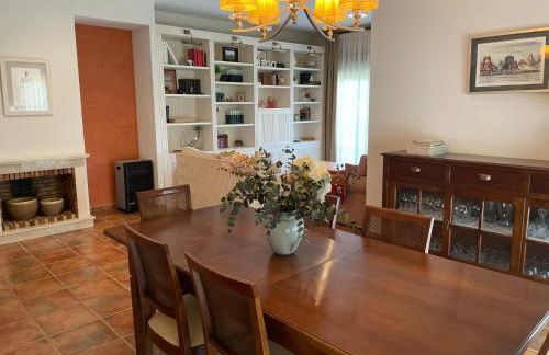 Casa en Ruta de la Plata con piscina comunitaria - Foto 3