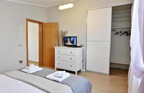 Apartment LOREDANA KAT by Interhome - Photo 8