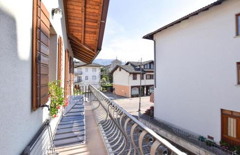 Gorgeous Apartment In Lamon With Wifi - Foto 6