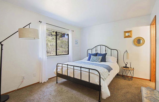 Palisades Point Prime Location! - Photo 3