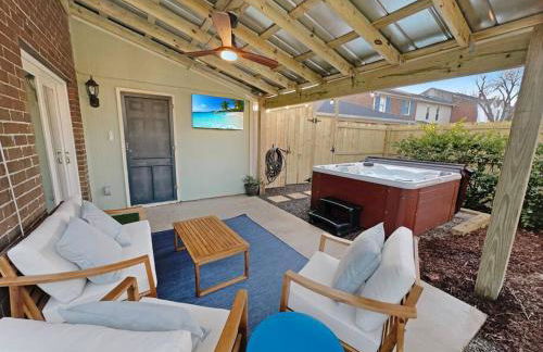 Hot Tub, Putting Green + Bikes! - Photo 12