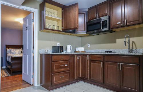 Stylish Studio Escape - Calm & Convenient Lanham - Foto 1