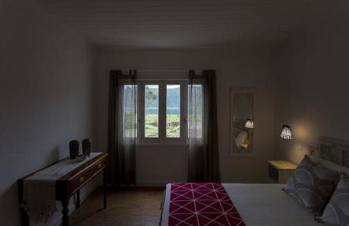 Lake View House - Photo 18