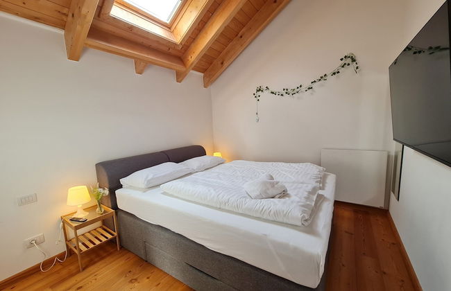 Lux Beautiful Apartment With View - Photo 2