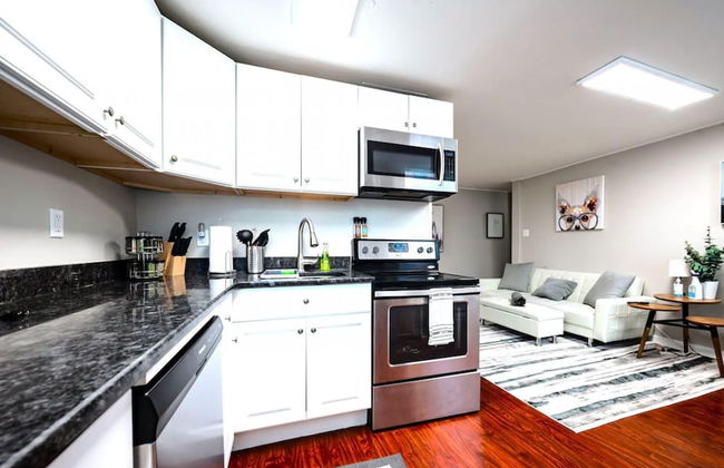 Redwood Loft at Park Place King bed Walk in Closet Fast Wifi and Free Coffee - Foto 7