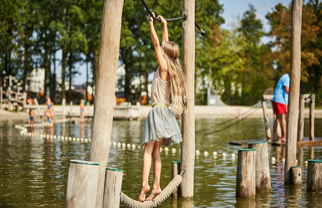 Stylish Villa With Fireplace in Limburg - Foto 23