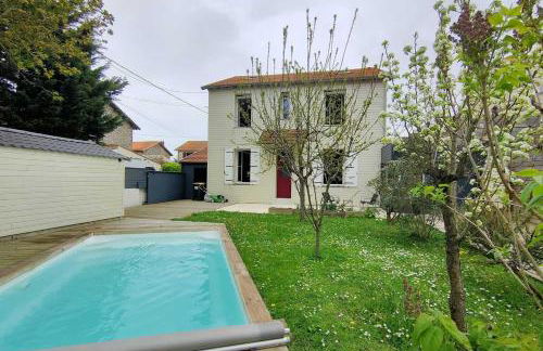 Bright house with private pool in La Rochelle - Foto 1