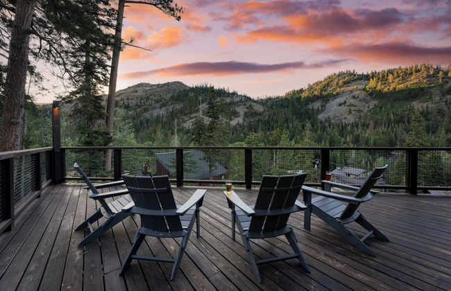 Trapper by Avantstay A+ Interior Design w/ Sauna - Photo 3