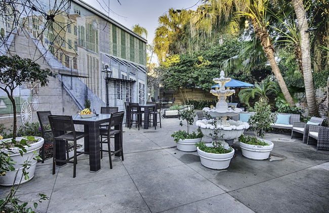 Best Location! 4 BR! Next to French QT by YouRent - Foto 23