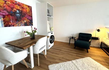 Design Apartment mit Blick auf Freiburg - Foto 14