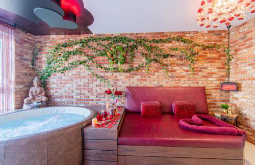 Jacuzzi - Love - BDSM - Extra Luxury - EV chargger - Valentine's Day - Red Room - Flexible SelfCheckIns 28 - Foto 38