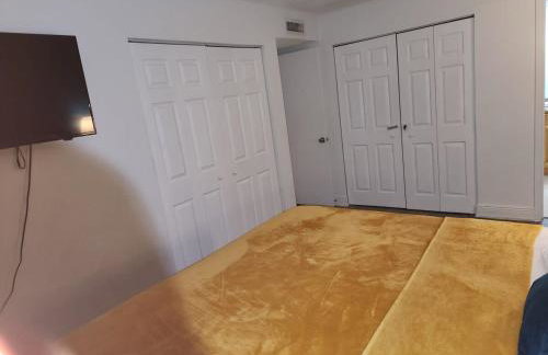 Beautiful 2-Bedroom Condo Near Universal and other Orlando Attractions, King Bed & Wi-Fi - Foto 17
