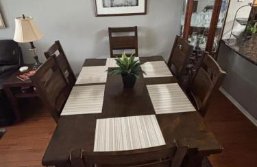 Unwind in Style in this stunning townhome retreat - Foto 17