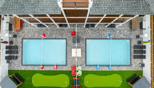 PCB Sleeps 22! 2 Homes, 2 Pools, 2 Mini Golf - Foto 4