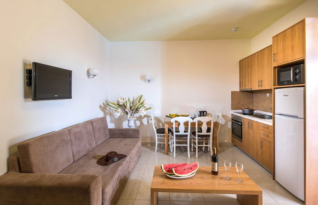 Bella Elena - Photo 10