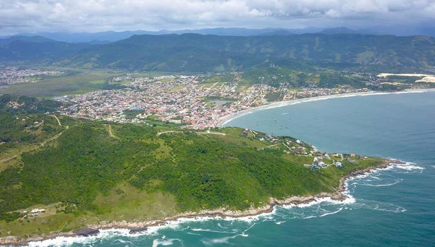 Senderismo por la playa de Silveira - Foto 2, Vista de Garopba