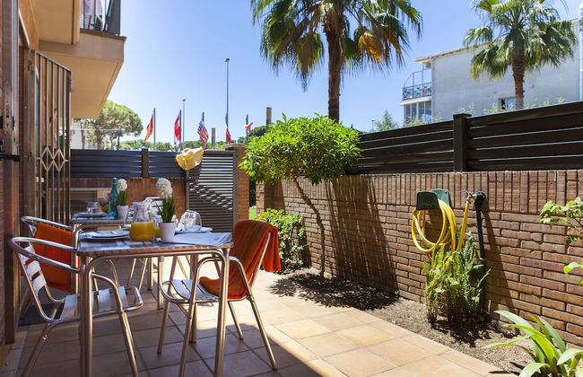 Velor Apartments - Photo 24