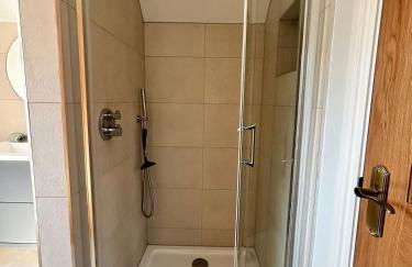 Goring River Retreat with Gym and Wellness Area - Photo 18