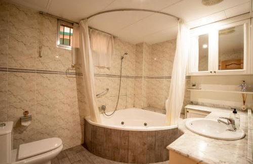 La casa de Lili acerca de palacio de música - Photo 30