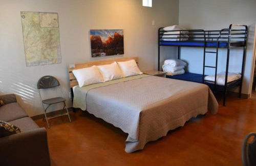 Bunkhouse 6A With Fridge and Microwave - Foto 3