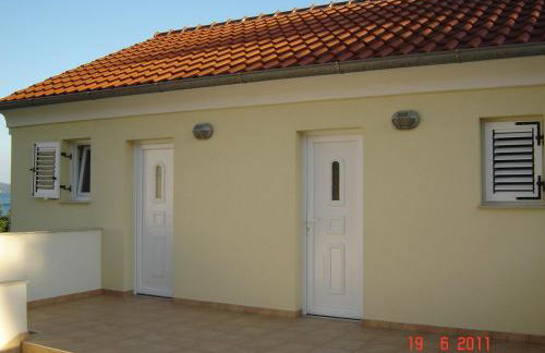 Apartments by the sea Brgulje, Molat - 13318 - Foto 2