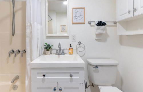 Entire Apt in South Seattle Workspace and Yard - Foto 14