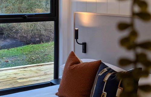 Heron - Luxurious Off-Grid Eco Cabin with River views - Foto 27