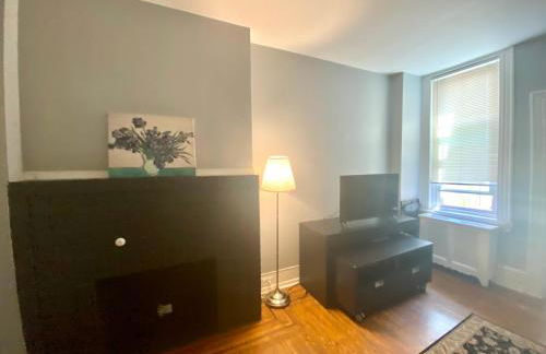 Clover 2900 - Apartment and Rooms with Private Bathroom near Washington Ave South Philly - Foto 30