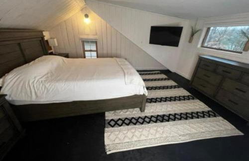 Lakefront Paradise near everything! - Foto 12