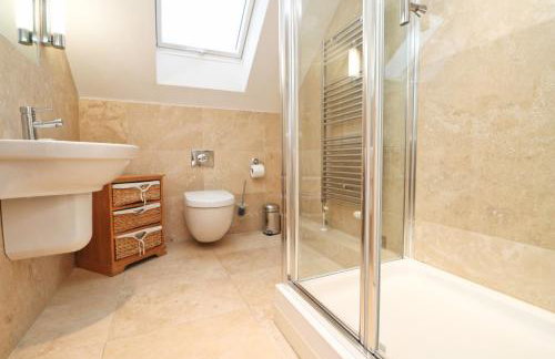 Contemporary beachside apartment - Foto 18