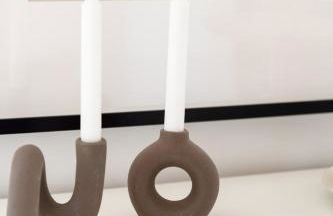 2 BR Loft - LUXUS - MODERN - PARKPLÄTZE - KAFFEE - NETFLIX - WEINBERGBLICK - KÜCHE - BALKON - Foto 3