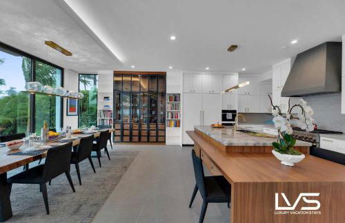 Carlotta- New Construction Luxury Waterfront Villa - Foto 41