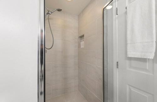 Stylish 2BR Walk to Rush UIC 10 Min Downtown Chicago Free Parking Wifi - Foto 30