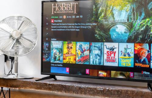 Spacious Loft Apartment - Smart TV - WiFi - On Street Parking 1NT - Foto 7