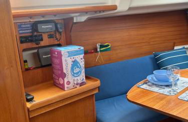 DeepBlue sail boat - Photo 2