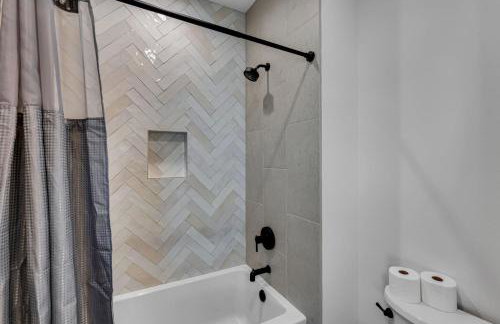 Luxury Beach House Glow in dark golf Game Room - Foto 37