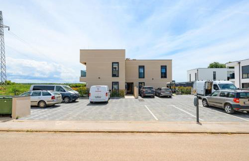 Atemberaubendes Apartment mit Whirlpool, Grillbereich, Smart TV - Photo 35