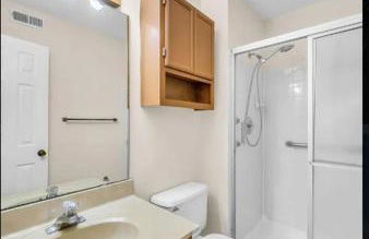 Property near to Airport and Free Parking - Foto 5