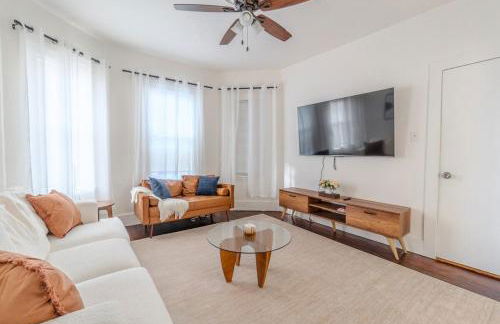 Harvard 3BDR- 5 Min Walk to Davis Sq - Free Parking - Foto 28