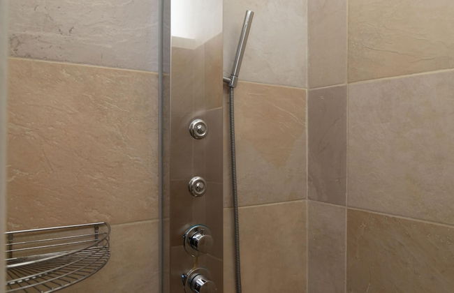 Villa Il Casale Onifai Intera - Foto 34